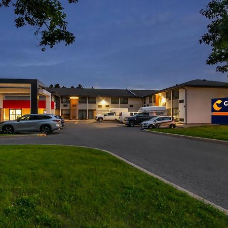Comfort Inn West Ottawa Buitenkant foto