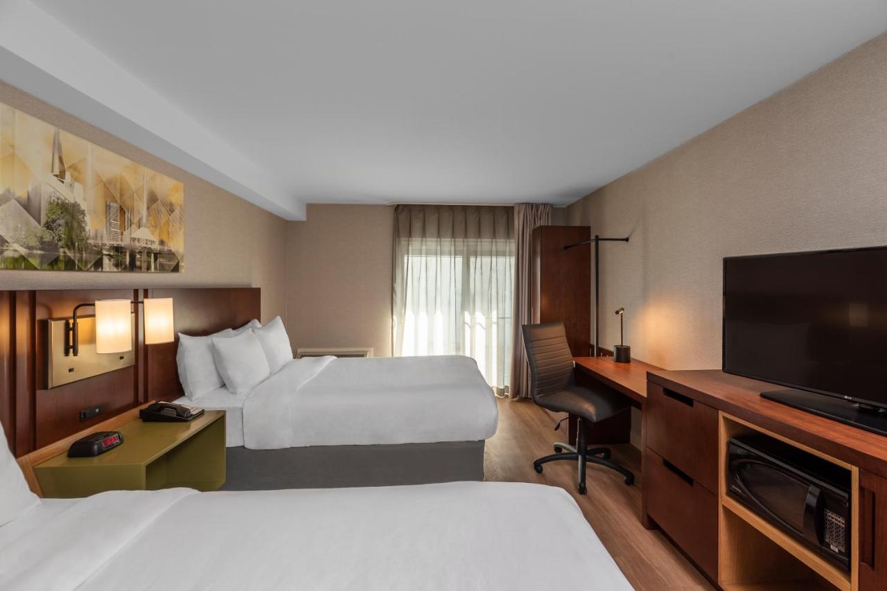 Comfort Inn West Ottawa Buitenkant foto