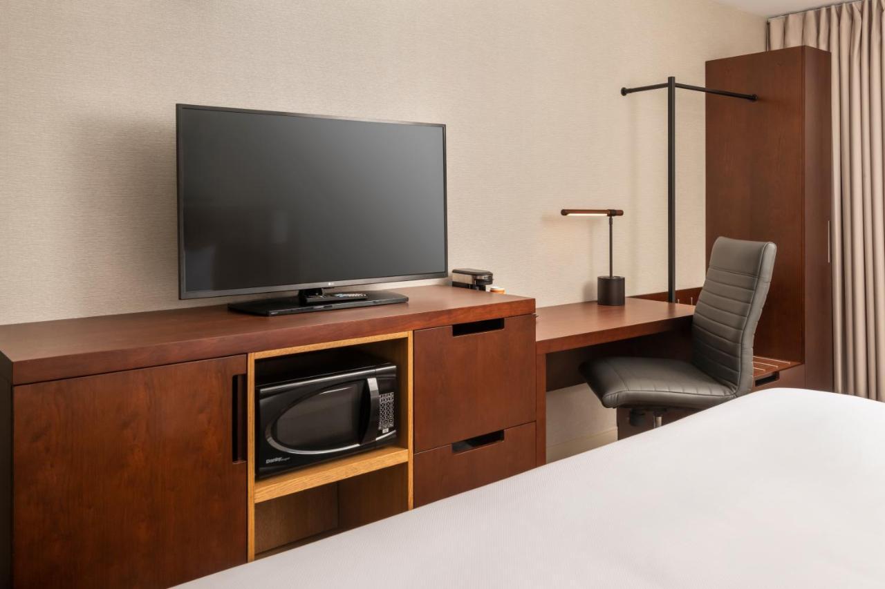 Comfort Inn West Ottawa Buitenkant foto