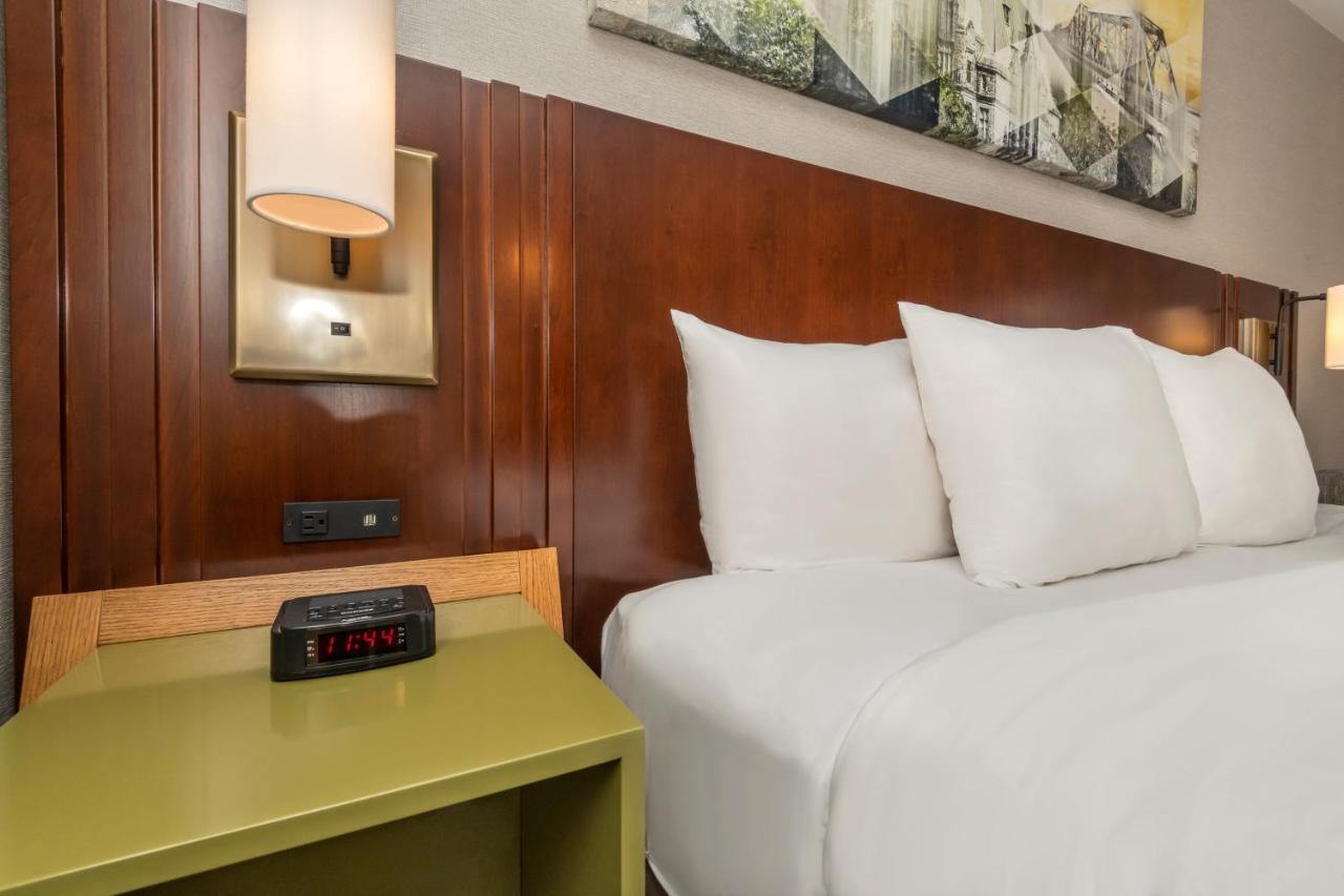 Comfort Inn West Ottawa Buitenkant foto