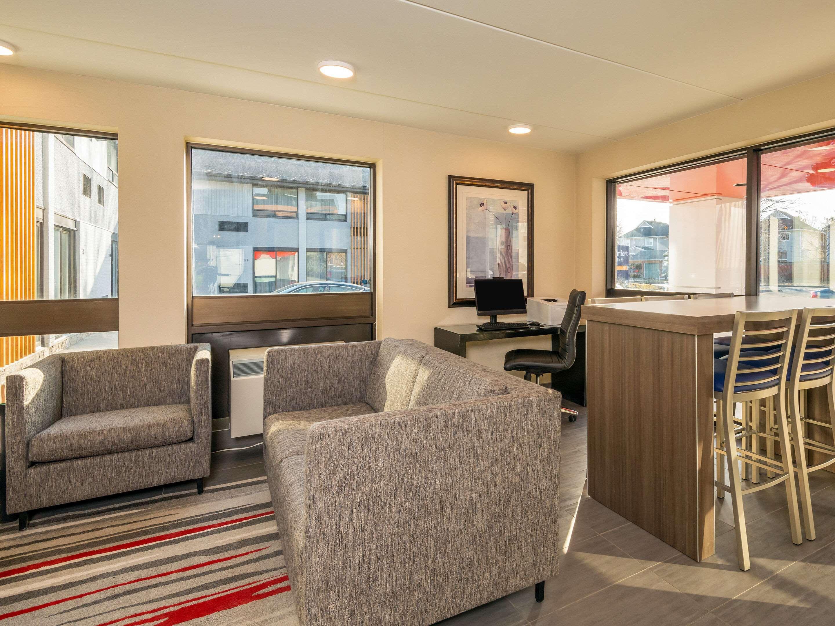 Comfort Inn West Ottawa Buitenkant foto